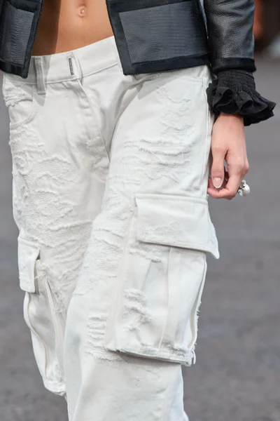 Look 51